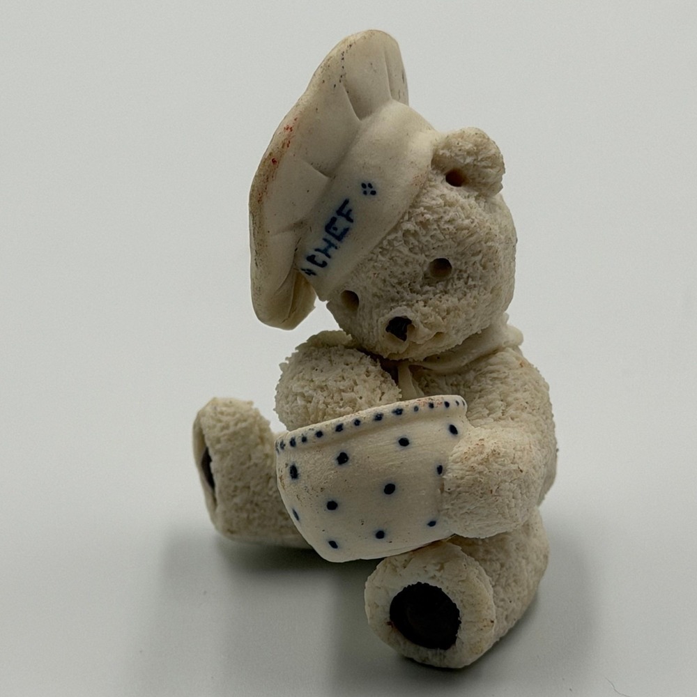 Margaret Ballard Originals Maggy Bear Chef Figurine England Textured Cream Blue